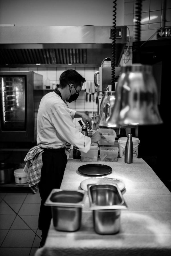 Hotel Restaurant La Musardiere 3*